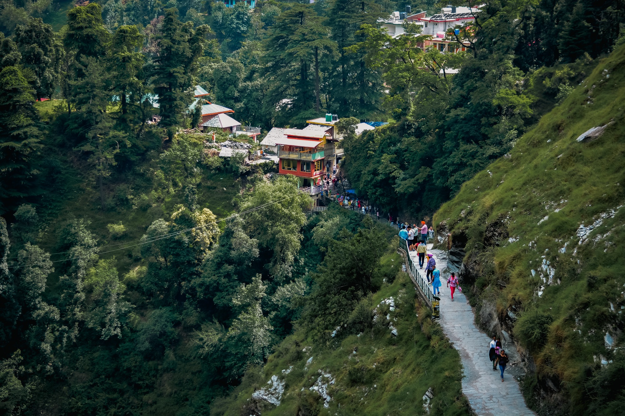Bhagsunag waterfall in mcleodganj